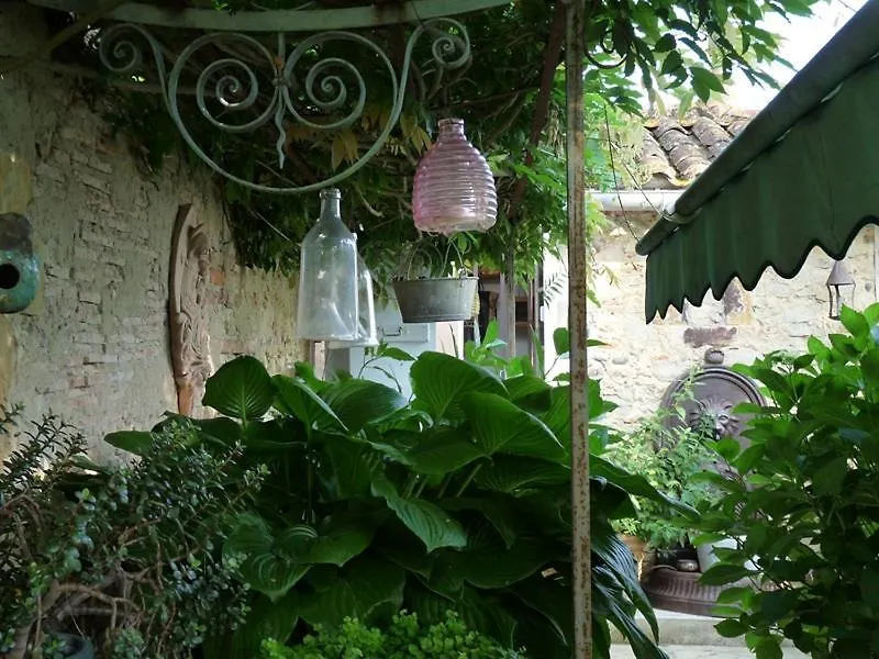 Couette-café Bed and Breakfast Le Pouy à Termes-d'Armagnac